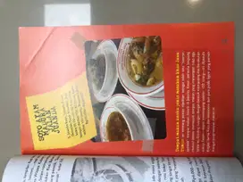 BUKU KULINER - TEMPAT MAKAN FAVORITE DI JAKARTA- BANDUNG -SEMARANG