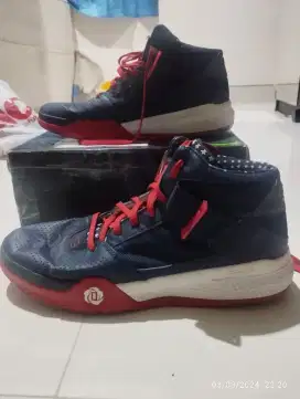 Sepatu Basket Adidas Derick Rose Blue Red44