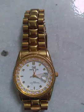 Jam tangan wanita
