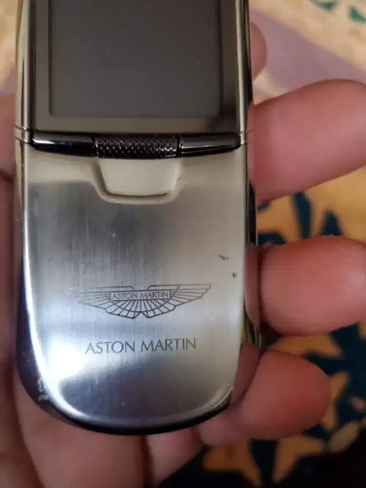 hp jadul nokia 8800 aston martin silver limited edition