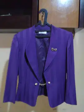 Dijual Blazer Wanita ( Preloved )
