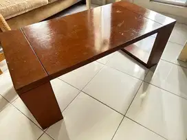 Meja ruang tamu Kayu Solid