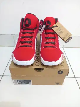 Nike Air Jordan XXXVIII AJ 38 University Red BNIB US 9 EUR 42.5