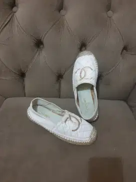 Mulus .authentic sepatu wanita chanel size 36