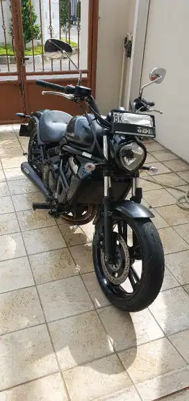 Kawasaki Vulcan 650 hitam 2015