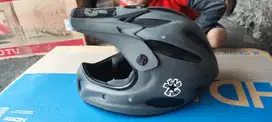 helm sepeda gunung downhill bmx