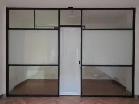 Kusen aluminium dan kaca