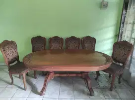 Meja Makan + 6 Kursi Jati