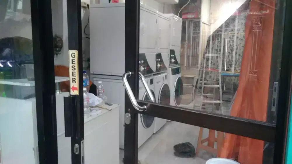 Dibutuhkan segera karyawati  laundry