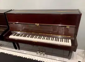 Piano Hsinghai coklat