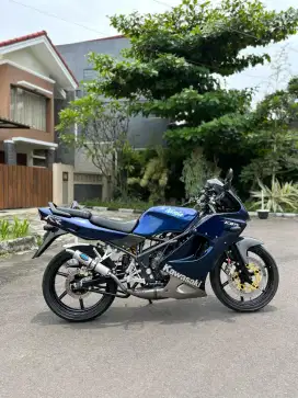 Ninja rr old 2009 navy blue