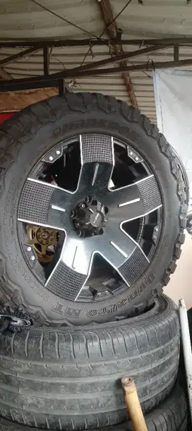 Velg r20x9 et 30 lobang baut 5x127