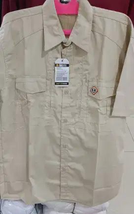Kemeja M-Teck cream
