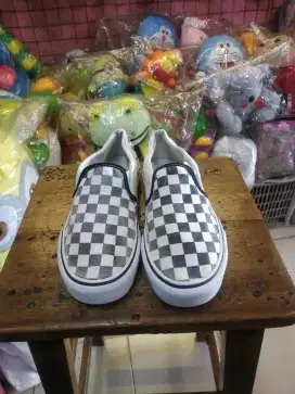 Vans slip on ori