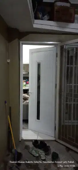 Sepesialis kusen pintu jendela alumunium dan kaca