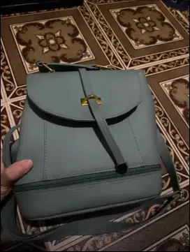 Tas Jalan - Jalan