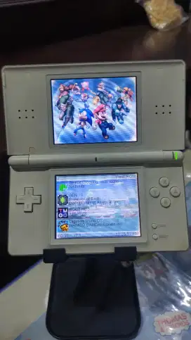 Nitendo DS Lite