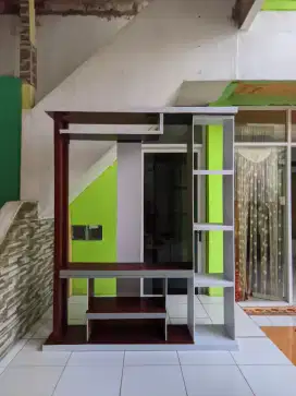RAK-LEMARI-TV-SALON