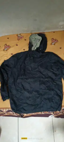 Jaket cougle Size XL UNIQLO