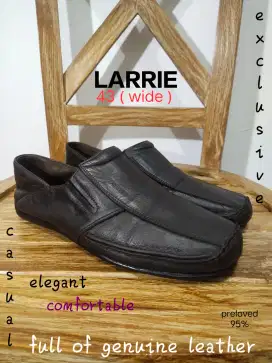 LARRIE 43 ( Lebar ), Asli FuL KuliT, KasuaL, Elegan, Eksklusif, Nyaman