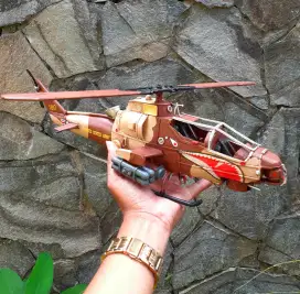 Mainan tintoys diecast hellycopter logam sepeda radio tv vintage antik