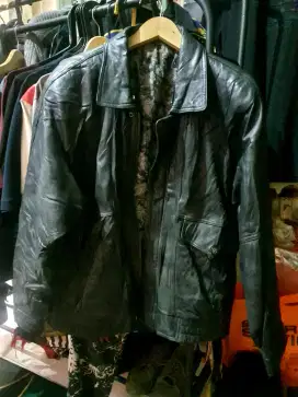 Leather jacket gagah full black ganteng (asli kulit)