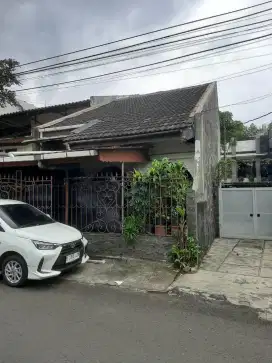 Jual cepat rumah di permata hijau jakarta