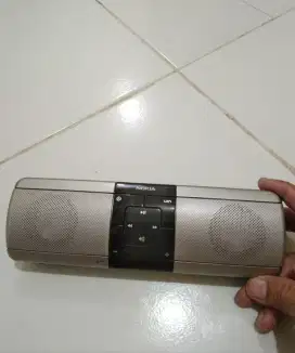 Speaker Bluetooth NOKIA ( mati )