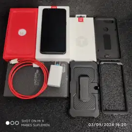 Oneplus 5T RAM 8GB Internal 128GB Langka Second Istimewa.