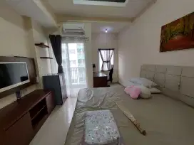 Disewakan bulanan studio furnish apartement the nest