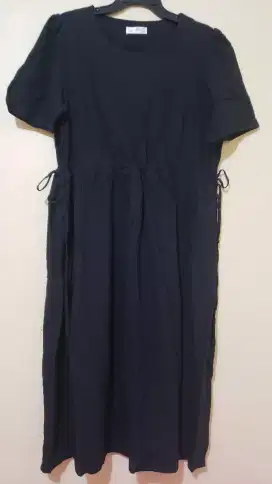 Dress Hitam Panjang Lengan Pendek Brand
