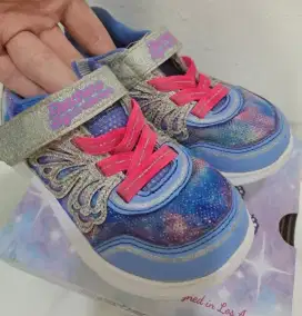 Sepatu Skechers anak magical shoes sz 23
