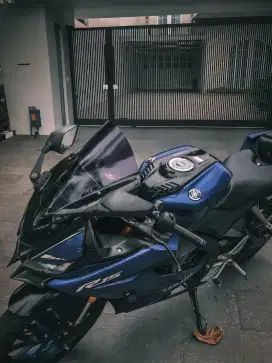 DIJUAL YAMAHA R15 V3 2019