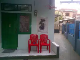Disewakan Rumah Petak Asri, Bersih, Pagar tertutup, Bayar bulanan!!!