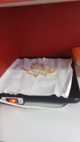 Terima jual beli emas , logam mulia dan berlian tanpa surat