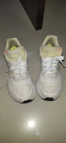 Sepatu adidas ori