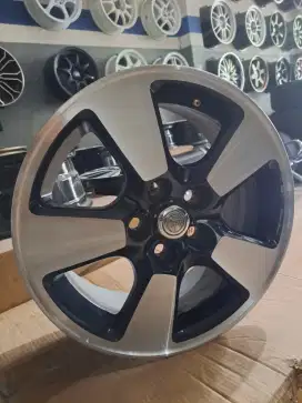 Velg oem toyota wish R15 pcd 5x100 lebar 5 et45