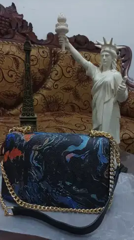 Tas Diar Motif Batik Biru