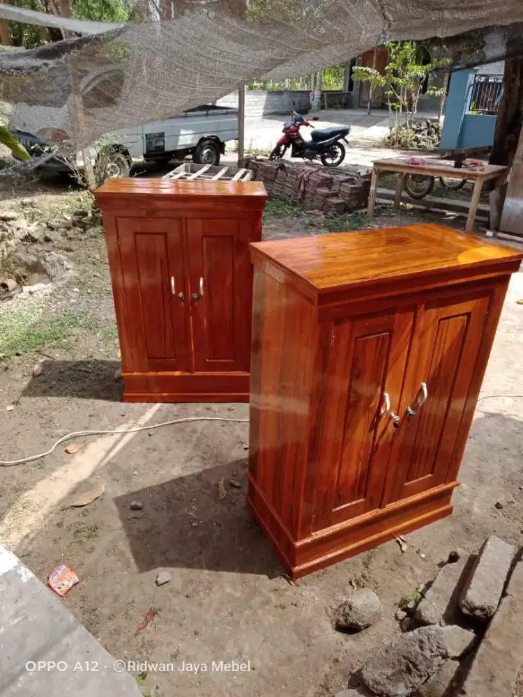 Lemari Anak 2pintu/Lemari Kos Kayu Jati