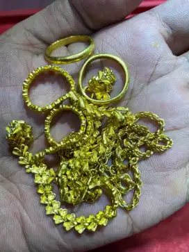 Terima emas dan berlian tanpa surat cod