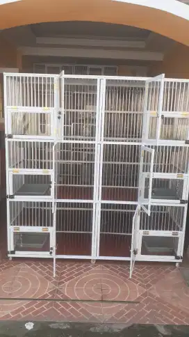 Kandang kucing 6 pintu