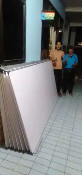 Papan tulis whiteboard non magnet gantung ukuran 120x180