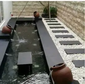 Kolam koi dan taman