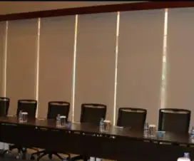 Roller blind buat jendela kantor rumah dll