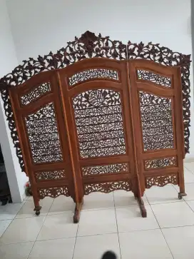 Partisi ruangan