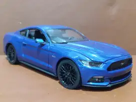 Diecast Ford Mustang GT 2015 Skala 1:24