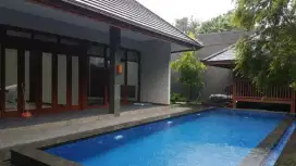 Rumah Luas Lux & Modern With Private Pool Di Bandung Utara(Furnished)