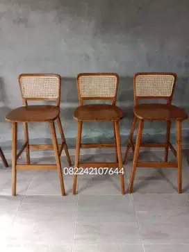 Kursi bar cafe jati rotan