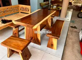 Meja makan set solid tanpa sambungan