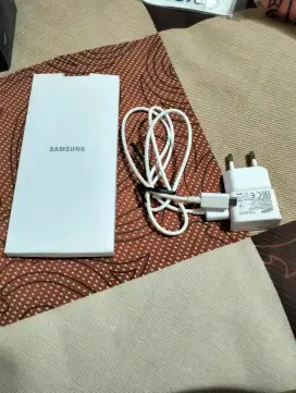 charger samsung galaxy A02 & box